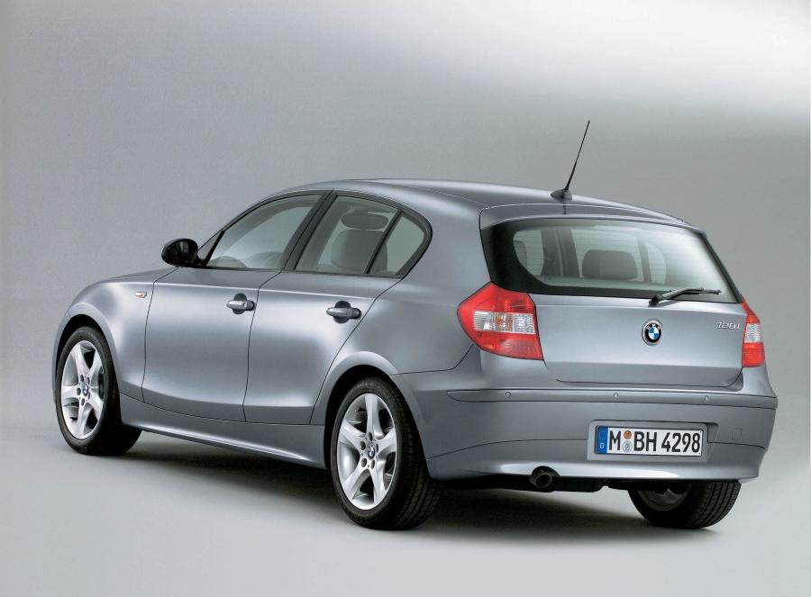  BMW 1-Series 5-Door 2005 года  (фото 182 из 187)